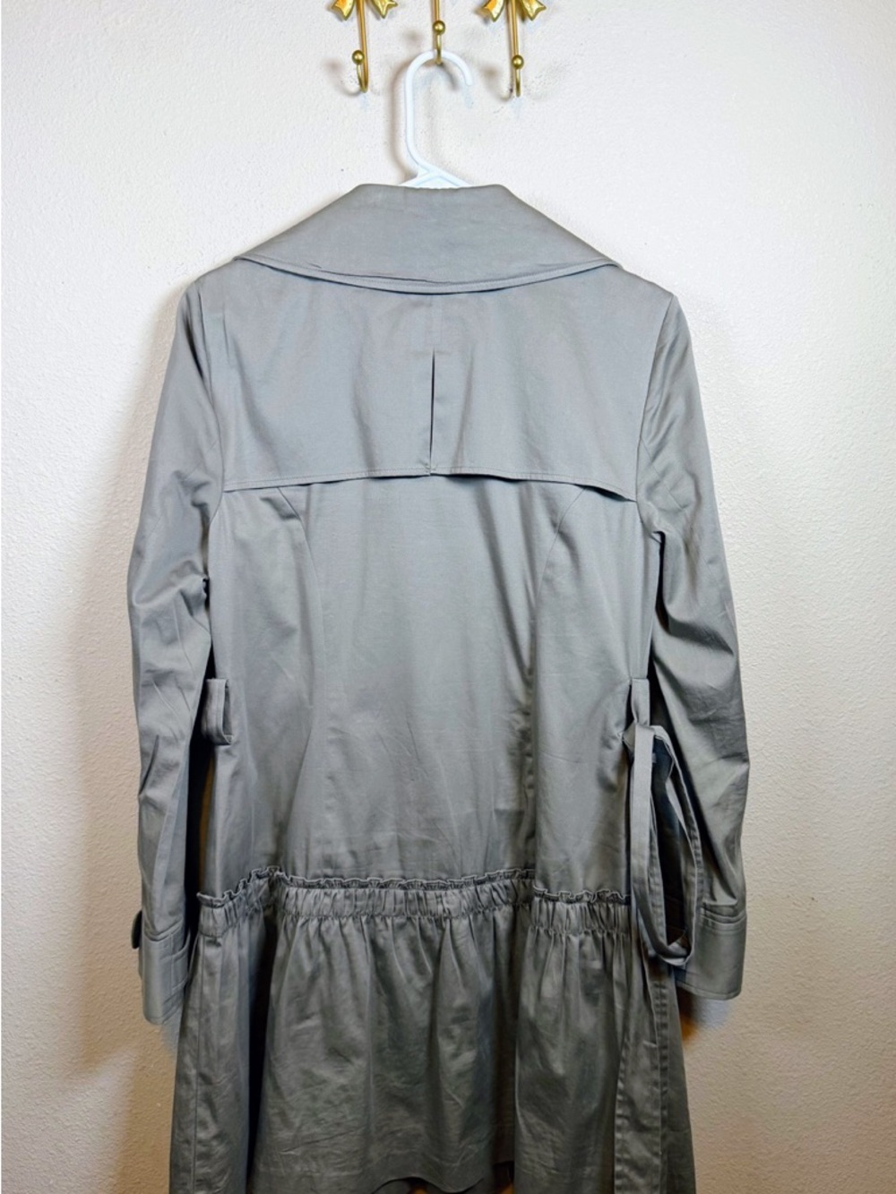 ELLE Gray Peplum Lightweight Double-Breasted Trench Coat with Skirt. Size M - Picture 6 of 6
